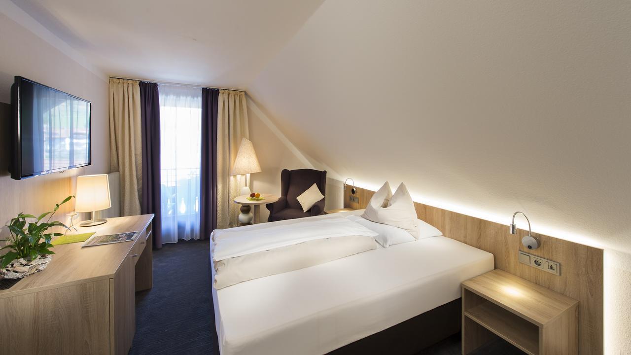 Hotel Schwarzwaldhof Enzklösterle Kültér fotó